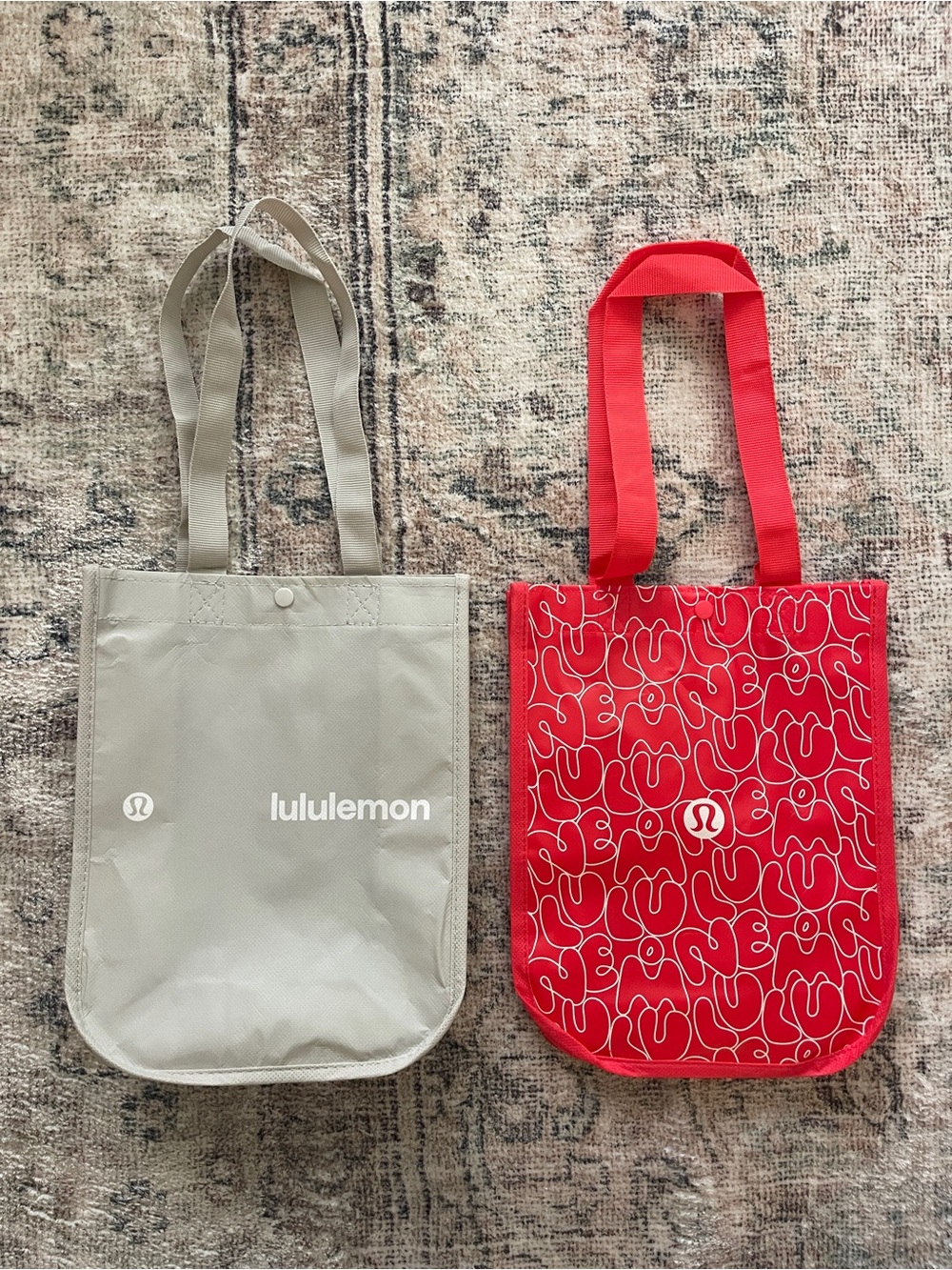 New Lululemon Reusable Shopping Bags